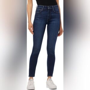 Joe’s Curvy Skinny Mid Rise Jeans In Keely Wash Size 25